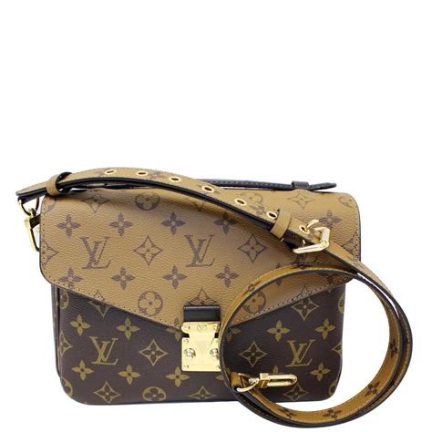 Louis Vuitton Pochette crossbody